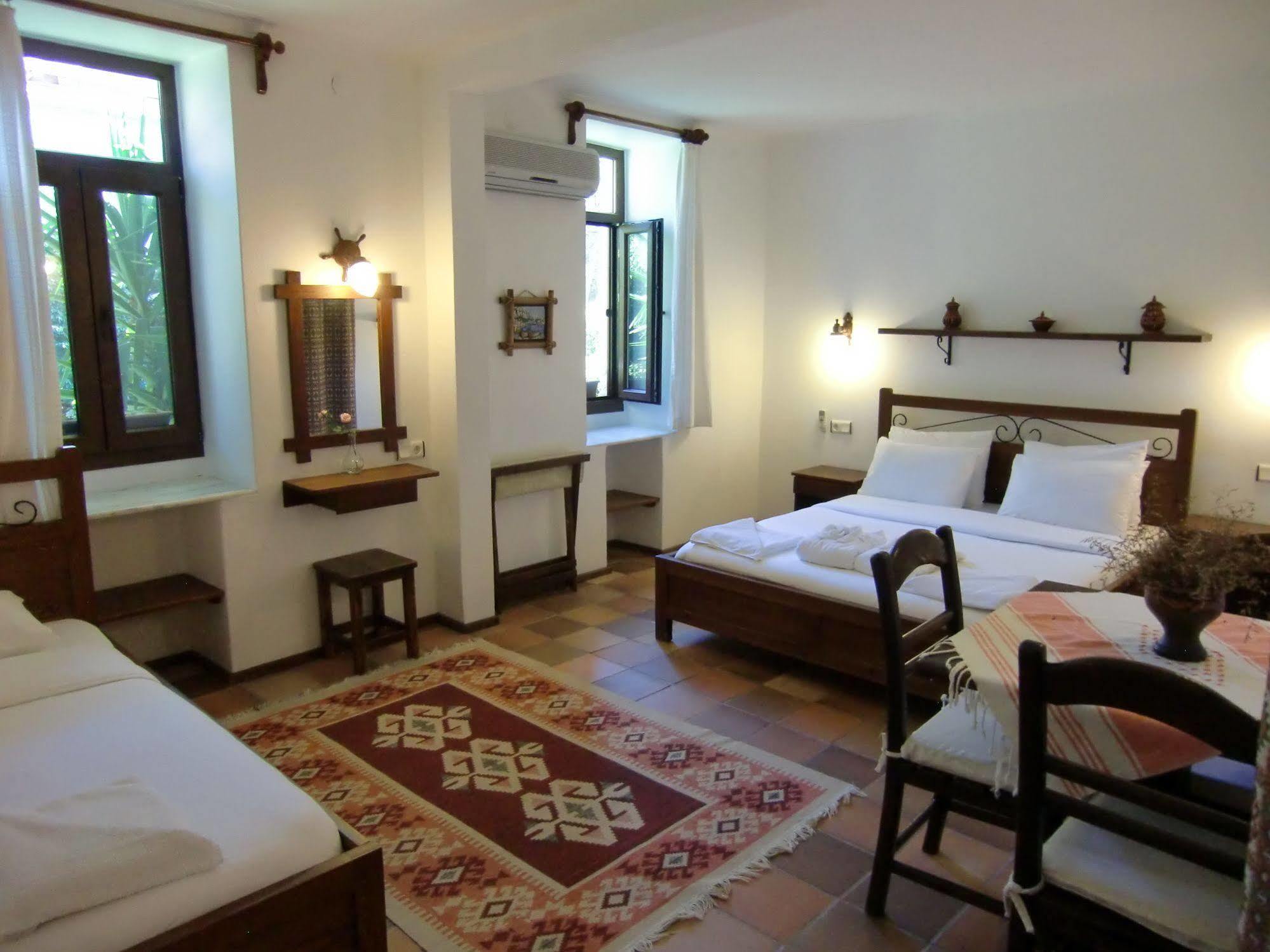 Hotel Happy Caretta Dalyan Exterior photo